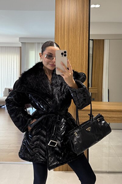 Gizem Ecemiş Colmar Siyah Kürklü Kemerli Şişme Mont