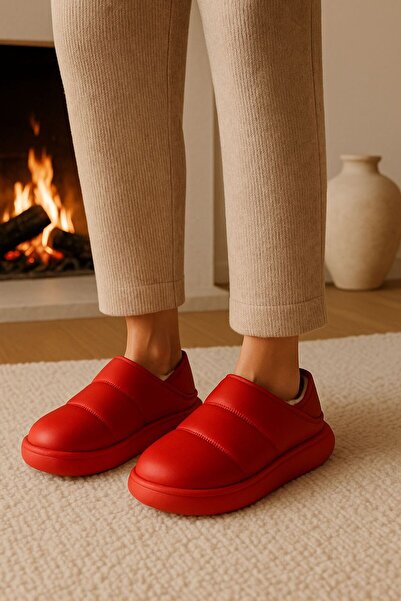 Arma House Kadın Kırmızı Kapitone Termo Taban Ev Terliği