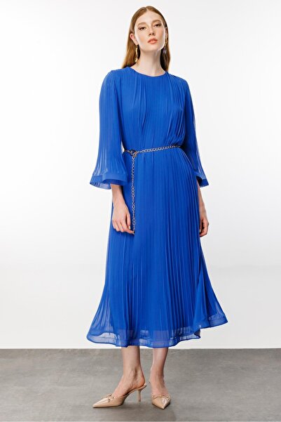 Nefeli Piliseli Grenli Zincir Kemerli Elbise SAKS