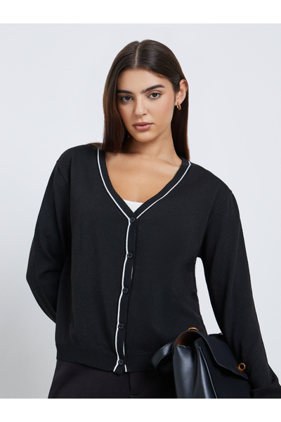 Styli Black Buttoned Cardigan Sweater