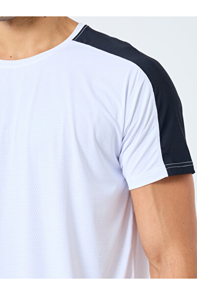 Styli Regular Fit Shoulder Contrast Detail Athleisure T-Shirt