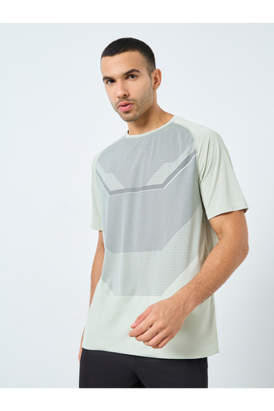 Styli Regular Fit Athleisure T-Shirt with Front Print Detailing