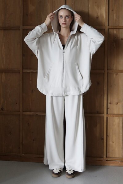 VAGGON Women's White High Waist Double Pocket Palazzo Woven Trousers Vs01426