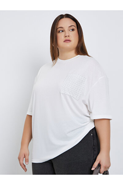 Styli Plus Size White Studded Pocket Detail T-Shirt