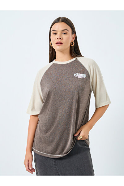 Styli Khaki Oversized Raglan Sleeve T-Shirt