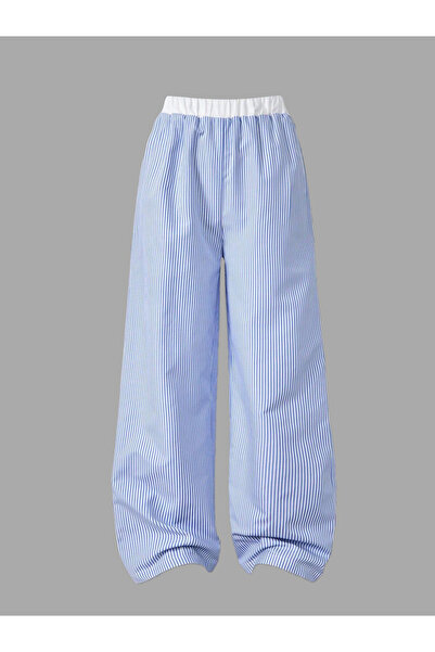 Take Two By Styli Teens Star Print T-Shirt and Striped Pants Set