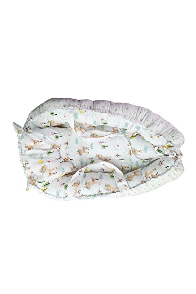 fantasialand Baby Nest cu pernuta model Forest