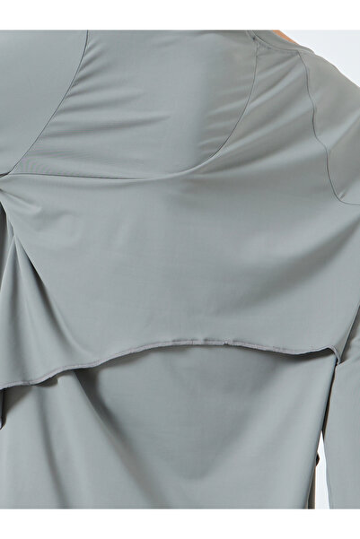 Styli Back Overlay Panel Curved Hem Top