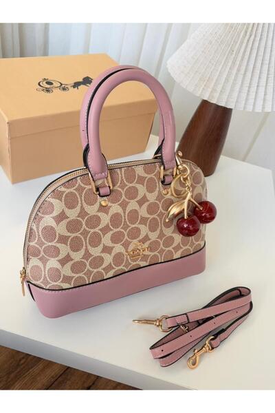 bag Shoulder bag with accessories