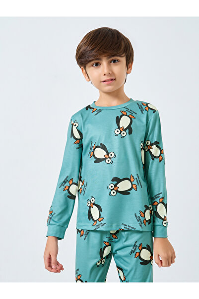 Styli Green Penguin Print Long Sleeve T-Shirt and Pyjama Set
