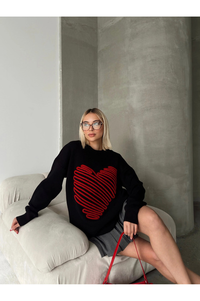 Buklemoda Black Embossed Big Heart Knitwear Sweater