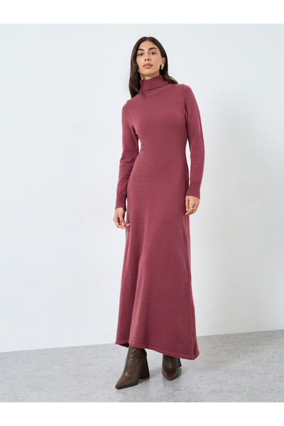 Styli Burgundy Roll-Up Neck Sweater Maxi Dress