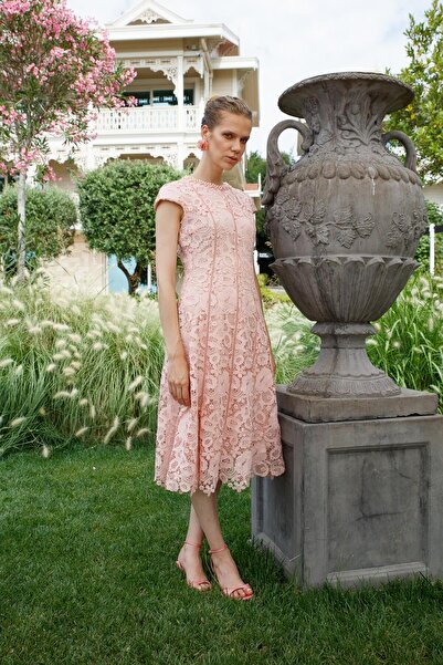 Nefeli İnci İşleme Detaylı Dantel Elbise PEMBE