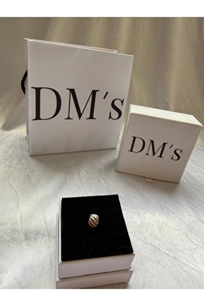 DM’s Silver Parlak Tüylü Gümüş Charm’ı