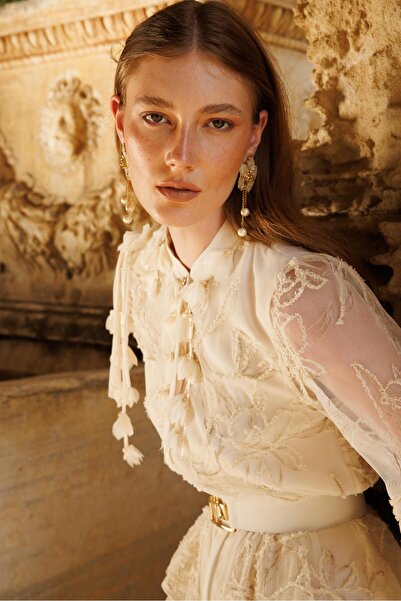 Nefeli Kat Kat Volanlı Dantel Elbise EKRU