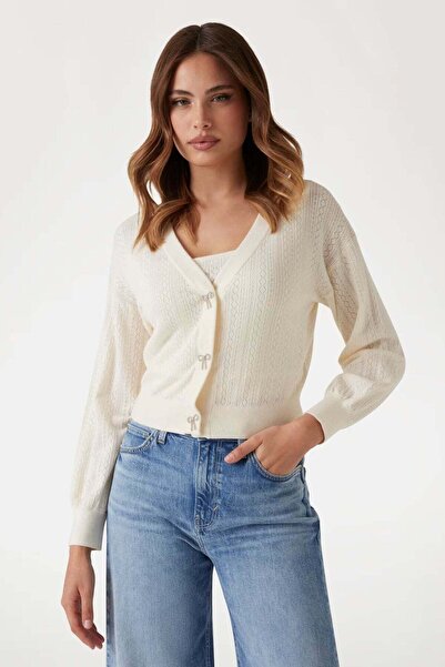 Guess Cardigan scurt tricotat cu model ajurat, alb