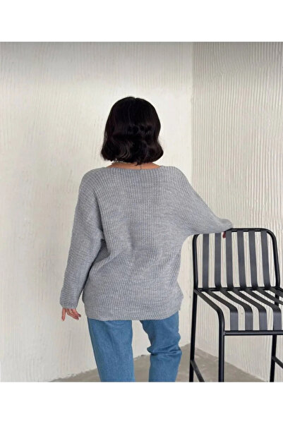 By Kuzey Aras V-Neck Thessaloniki Knit Casual Sweater