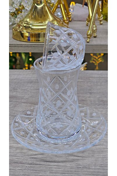 Turkish Store İstanbul Polka Dot 18-Piece Tea and Coffee Set