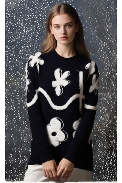 OEM Women's black sweater with white flowers, One Size