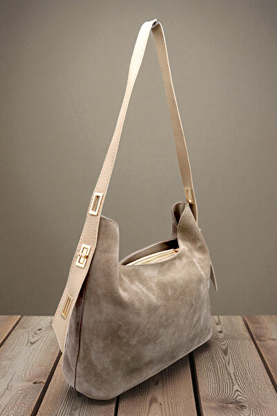 HFKY Women's Suede Shoulder Bag. Shoulder Bag with Accessory Detail.