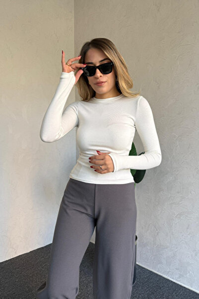 EAS GİYİM Kadın Beyaz Parmak Geçirmeli Body Uzun Kollu