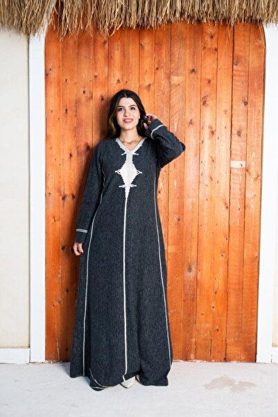 AFandina Elegant woolen jalabiya with sophisticated details A-199