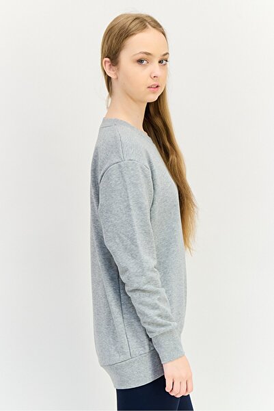 Nike Women Loose Fit Long Sleeve Training Sweatshirt, Grey