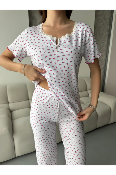 HATEX طقم بيجامة من القطن المضلع بأكمام قصيرة مع تفاصيل من الدانتيل