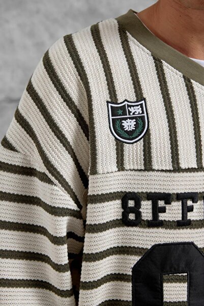 NOMARC Зелена раирана блуза с V-образно деколте