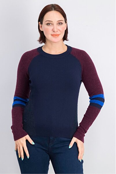 Lacoste سترة نسائية ذات رقبة دائرية ومزخرفة، باللون الأزرق الداكن والوردي