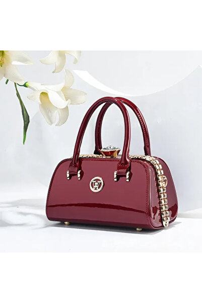 dorbe Glossy Burgundy Handbag With Chain Detail