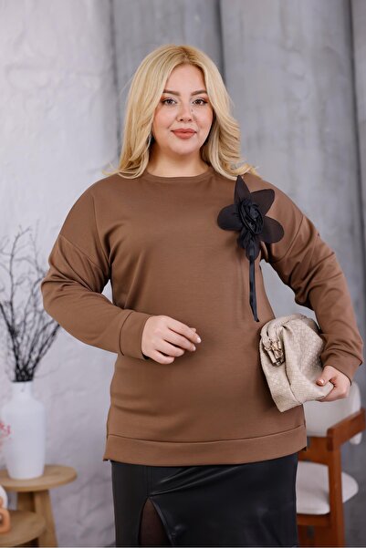 Siyezen Plus Size Modal Fabric Sweatshirt with Floral Accessories