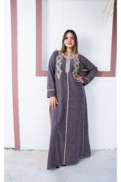 AFandina Embroidered wool jalabiya with luxurious embroidery A-958