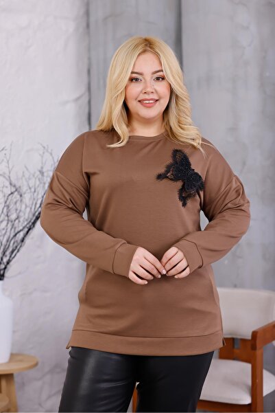 Siyezen Plus Size Modal Fabric Sweatshirt with Butterfly Accessories