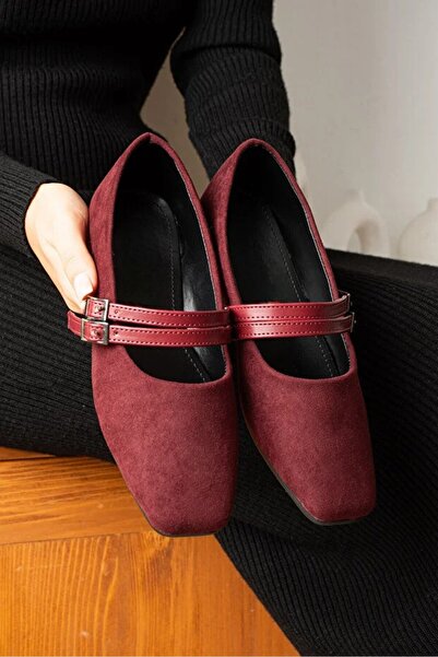 nuvora حذاء نسائي من جراسي بمشبك من الجلد السويدي بمقدمة مربعة ونعل مسطح أنيق للاستخدام اليومي