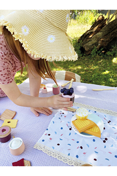 Small Foot Wooden coffee and tea set with accessories - Tasty,