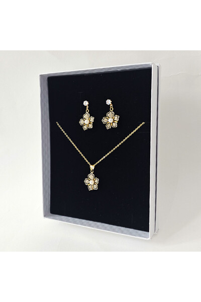 FY FashionForYou Σετ αξεσουάρ αίσθησης, σκουλαρίκια με λουλούδι και μενταγιόν, από ανοξείδωτο ατσάλι με κρύσταλλα και μαργαριτάρια, σε κομψό κουτί, χρυσό