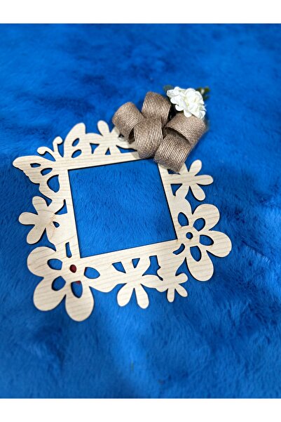 Marrone Curved Socket Frame Bell Ornament