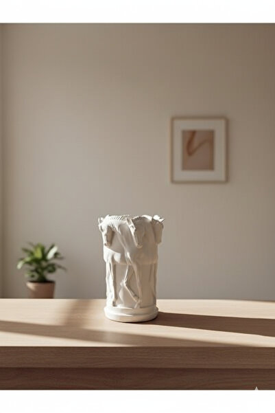 Hanlar Home At Figürlü Dekoratif Vazo – 30x22 cm Polyester Heykel Formunda Çi...