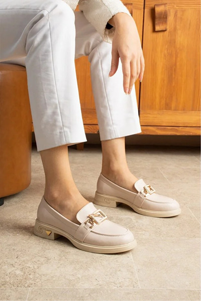 nuvora Жіночі туфлі-лофери з товстою підошвою, що виглядають як шкіряні, стильні та сучасні для щоденного носіння