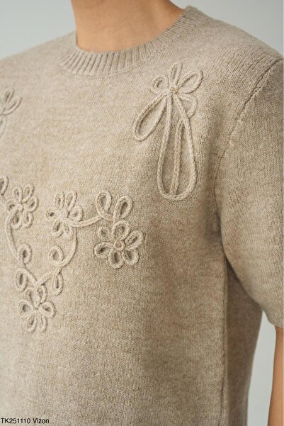 CADDELAMODA Pulover Suzene cu mânecă scurtă brodat Yumoş