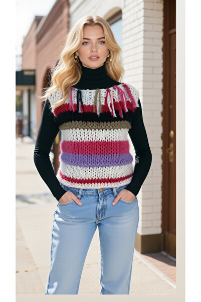 Tanem Çarşı Süveter Özel Tasarım Elörgüsü Püsküllü Kısa (48cm boy)