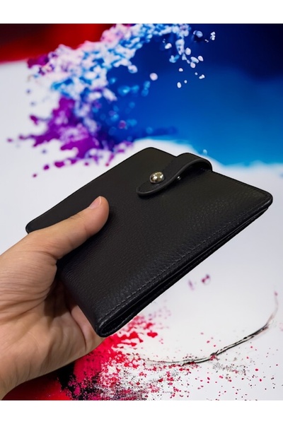 NEW STYLE A stylish and high-quality passport, card, and cash wallet made of premium genuine leather, presented in a suitable gift box.