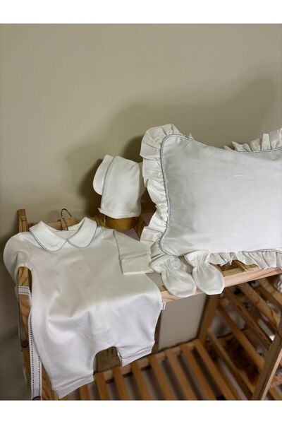 hobittubaby Silver Piped Baby Hospital Discharge Set