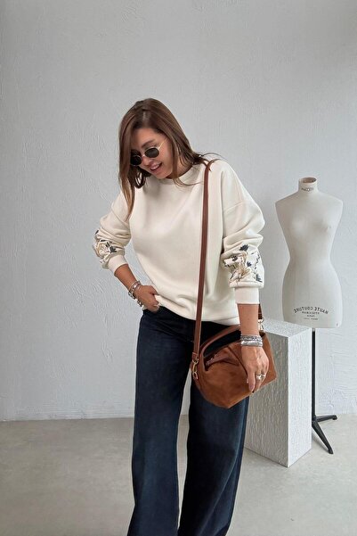 ELVAN TOLON Μπεζ φούτερ με κεντημένα μανίκια