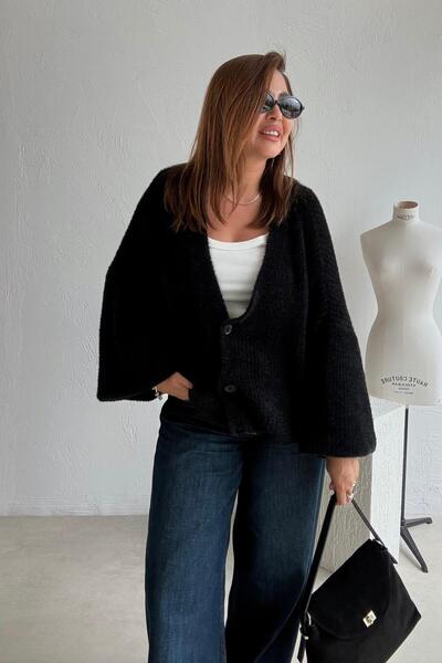 ELVAN TOLON Black Soft Cardigan