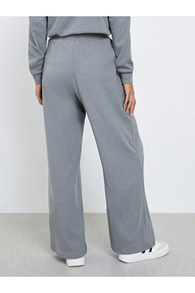Styli Women Grey Solid Wide Leg Joggers