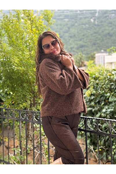 Punta Otantik NC8113 Ιταλικό κοντό μπουφάν από τσόχα με γούνινο γιακά και κουμπιά καφέ