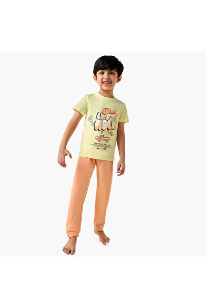 Juniors Graphic Print T-shirt and Pyjama Set