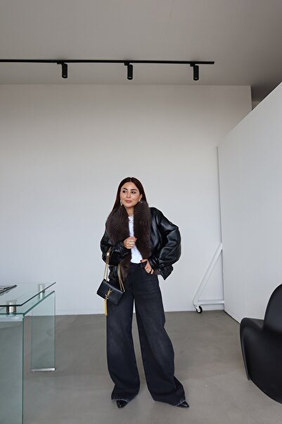 Özge Özgenç Buy Asymmetrical Buttoned Wideleg Jeans